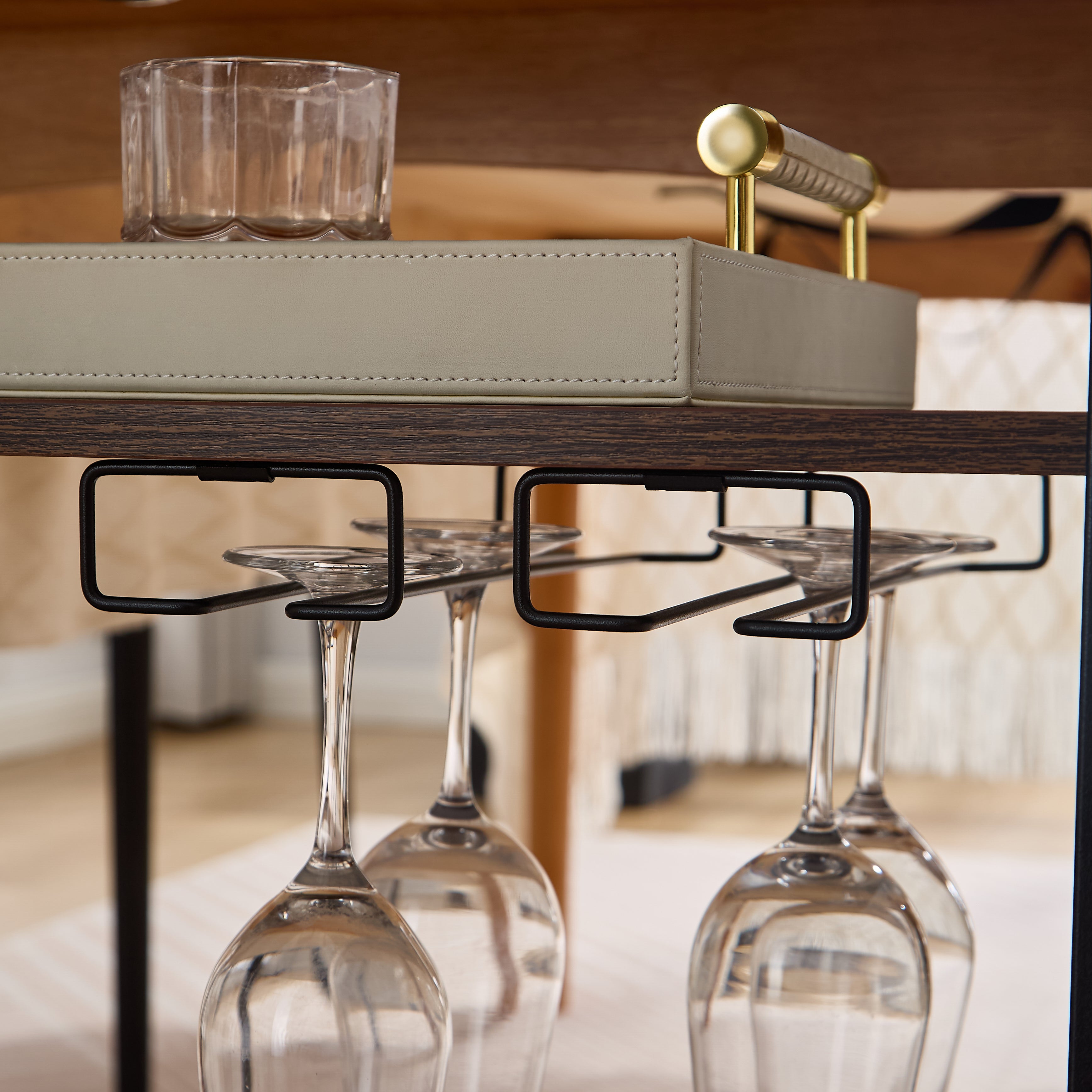 Carrito de Bar de 3 Niveles con Ruedas, Bandeja Extraíble y Soporte para Copas – MDF Marrón Rústico