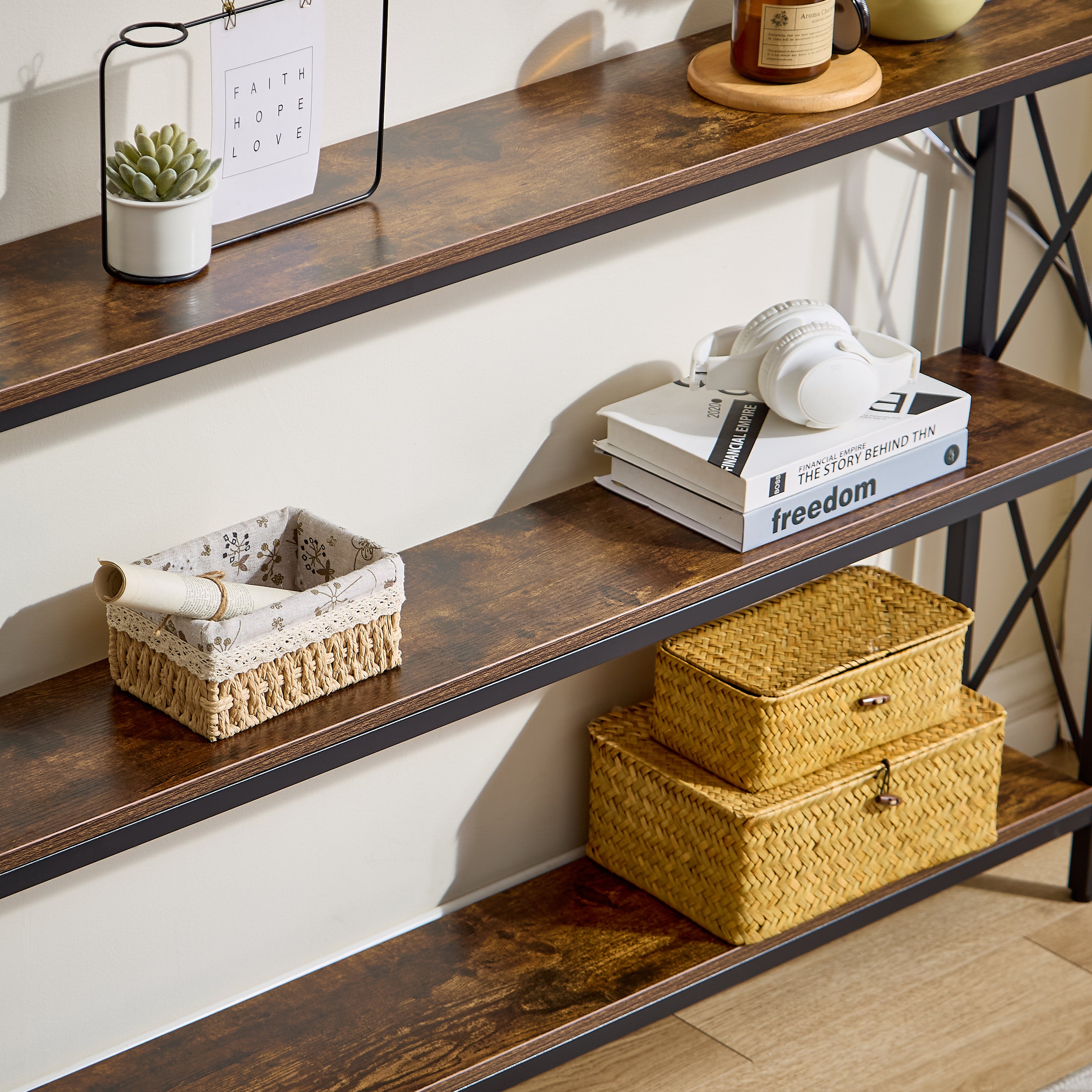 Mesa Consola 120 cm Estrecha de 3 Niveles – Con Regleta Eléctrica y Diseño Atigrado Moderno